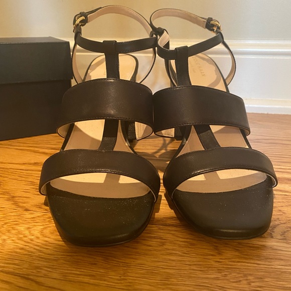 Cole Haan Block Heel Sandal size 9.5M in Black - Picture 3 of 5